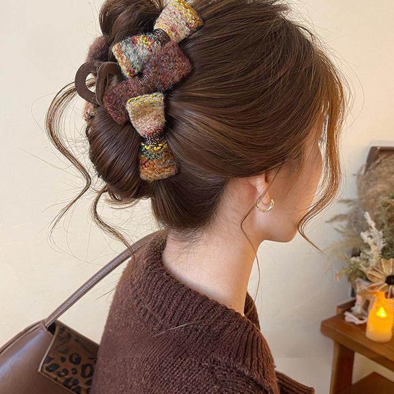 Acrylic Flocking Bow Hair Claw Clip - Elegant & Versatile for High-Volume Hairstyles