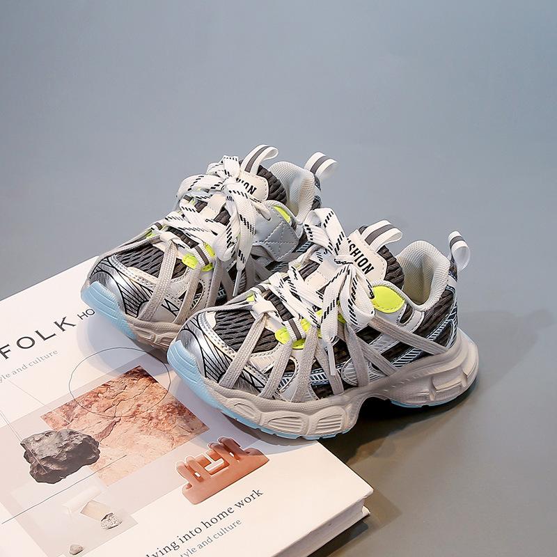 2025 Spring and Autumn New Mesh Breathable Baby Girl Dad Shoes Fashionable Versatile Boys Running Shoes Soft Sole Non-slip