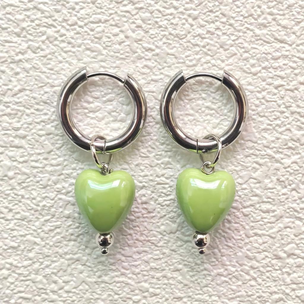 European Baroque Vintage High-end Asymmetrical Gold Color Pearl Earrings for Women Sassy Temperament Elegant Jewelry Party Gifts