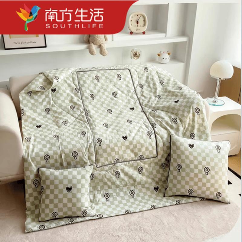 Southern Life All-Season Warm Quilt