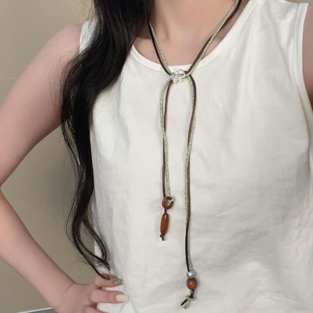 Ethnic style woven necklace female niche personality design collarbone chain retro simple dzi beads beaded sweater chain accessories