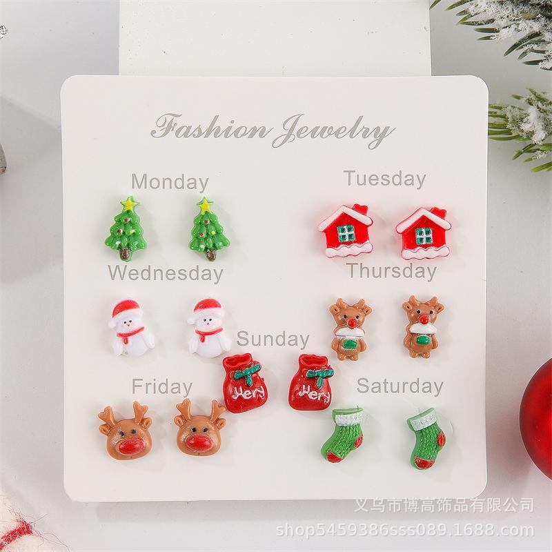 Cute Santa Claus Snowman Stud Earrings for Women Simple Resin Christmas Tree Elk Wreath Earrings Charm Party Jewelry Gifts
