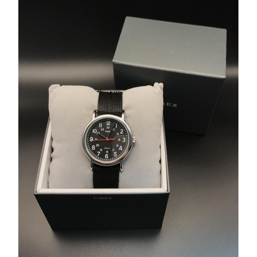 [Good condition] Timex Weekender black dial, original box and warranty included, cleaning