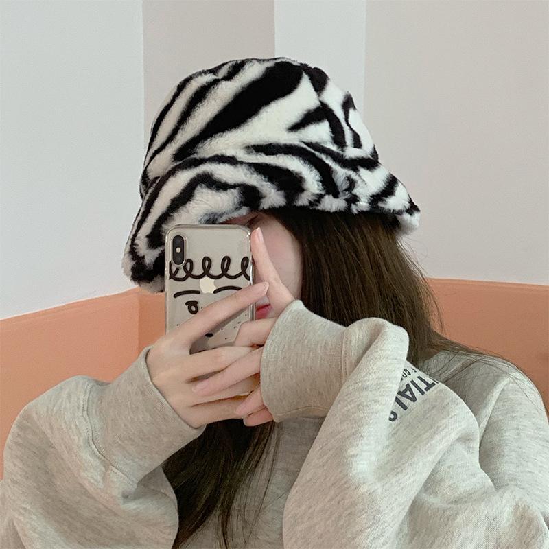 

Fashionable Zebra Pattern Plush Retro Fisherman Hat In Autumn and Winter Thickened Warm Hat for Women Korean Style Versatile Basin Hat M（56-58cm）