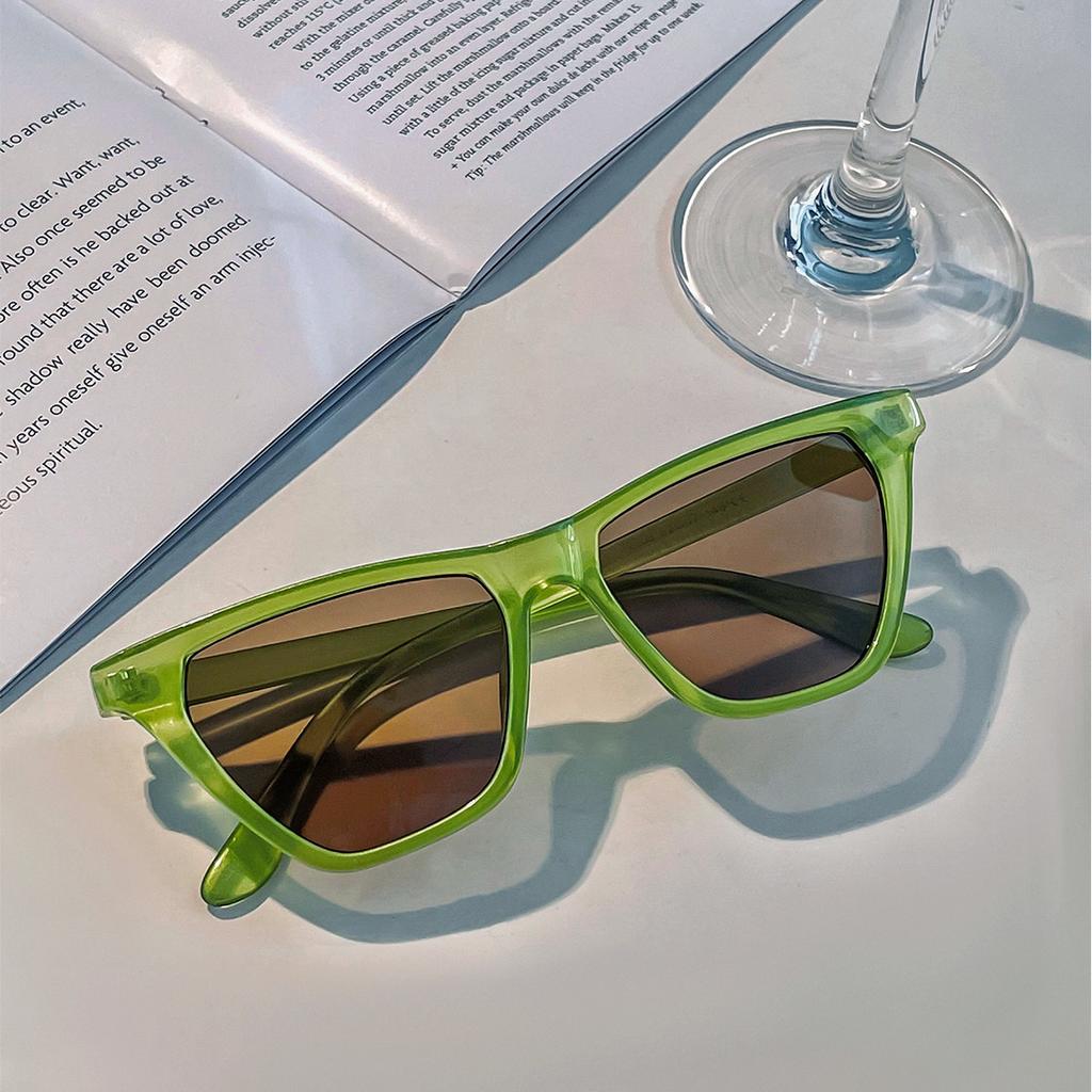 Glasses 2253 Color Small Square Retro Hawksbill Frame Sunglasses Women, Pointed Corner Jelly Sunglasses Men