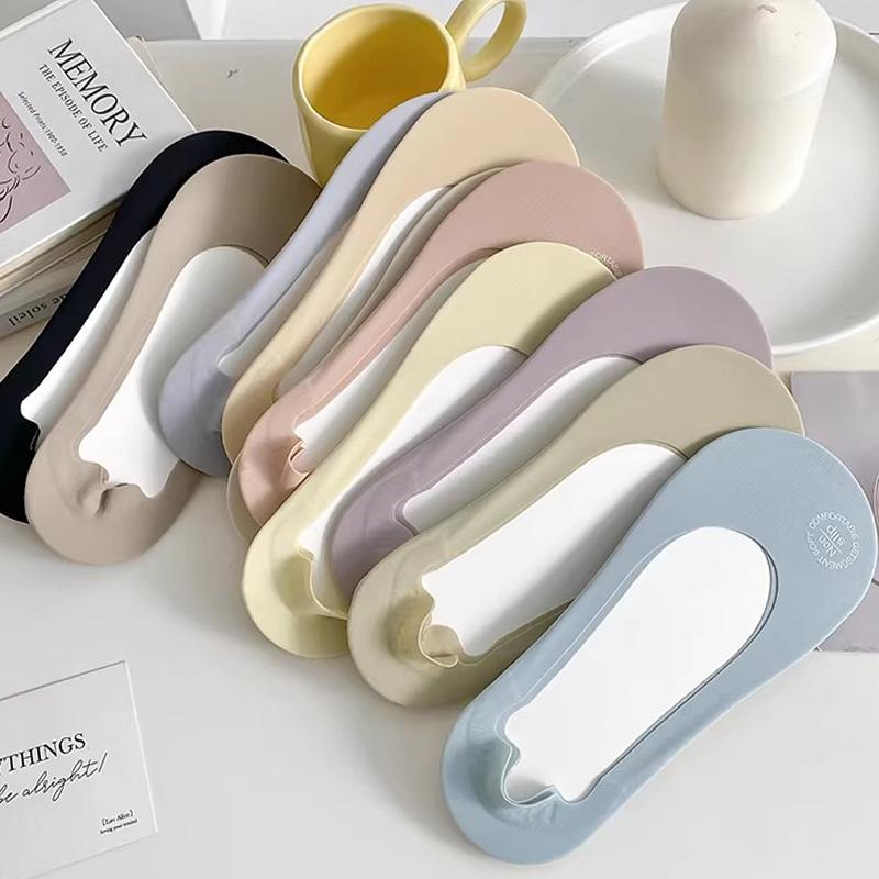 1/5pairs Fashion Women Solid Color Thin Boat Sock Summer Invisible Non Slip Absorbing Short Sock Breathable Soft Ice Silk Sock