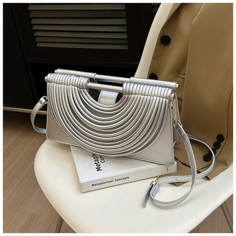 

Bags Women s High-quality Woven French Temperament Unit Price Cross-body All-match Socialite Handbags 32.5x9x17cm серебряный