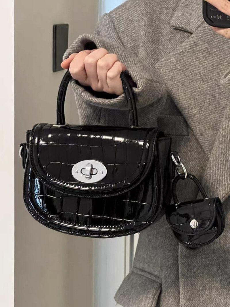 Высококлассная модная текстурная нишевая сумка-мессенджер, женская новая корейская модная плечевая портативная сумка-седло