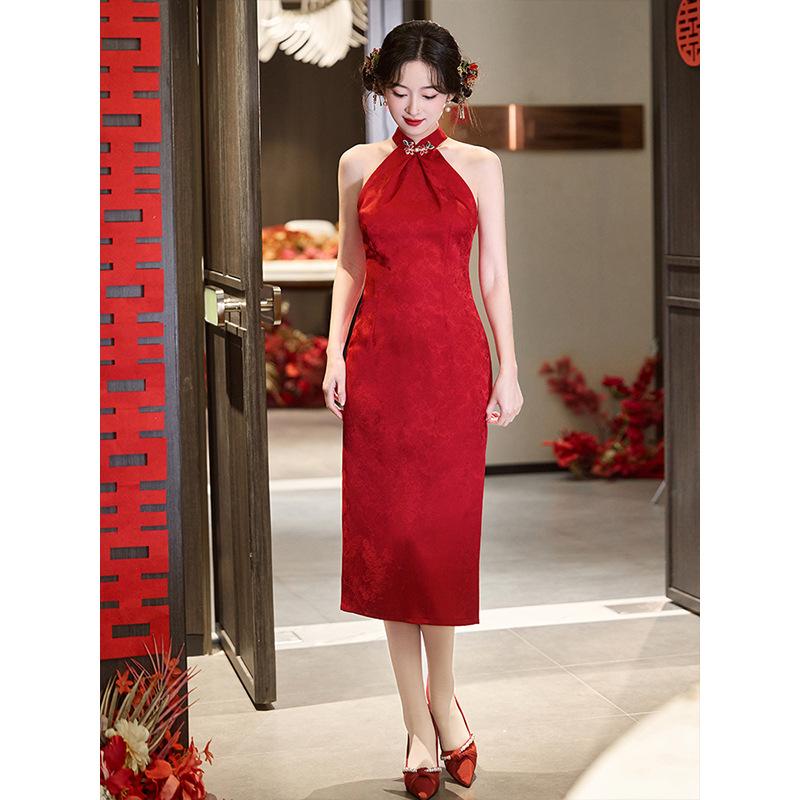 New Chinese red neck cheongsam women's 1011 new bridal toast dress engagement dress