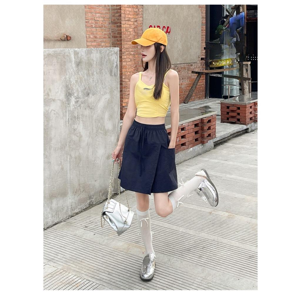 Quick Drying Sports Shorts for Women's Summer Casual Shorts with Elastic Waistband and Front Slit Design, Work Pants Skirt