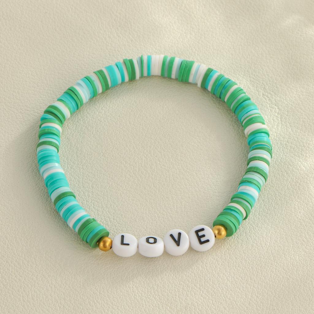 LOVE Letter Buntes Heishi Perlen Stretch Armband Set für Damen Y2K Boho Schmuck Geschenk