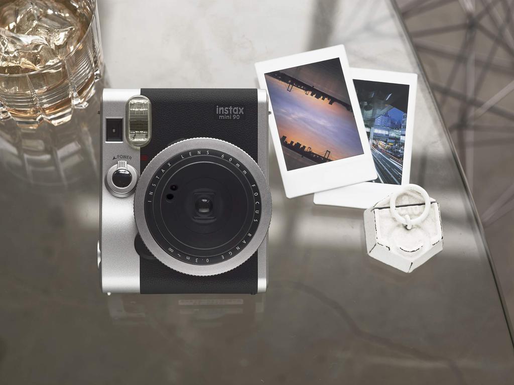 Fujifilm Sofortbildkamera Instax Mini 90 Neo Classic Schwarz INS MINI 90 NC