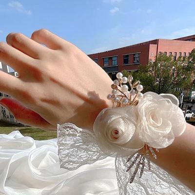 Corsage Perle et Fleur Style Coréen: Accessoire de Mariée ou de Demoiselle d'Honneur Inspiré des Fées