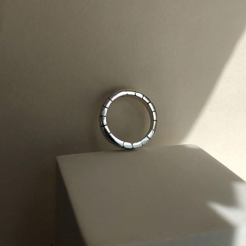 S925 Silver Glamorous Black Agate Geometric Ring Trendy And Elegant Design For Fashionable Women