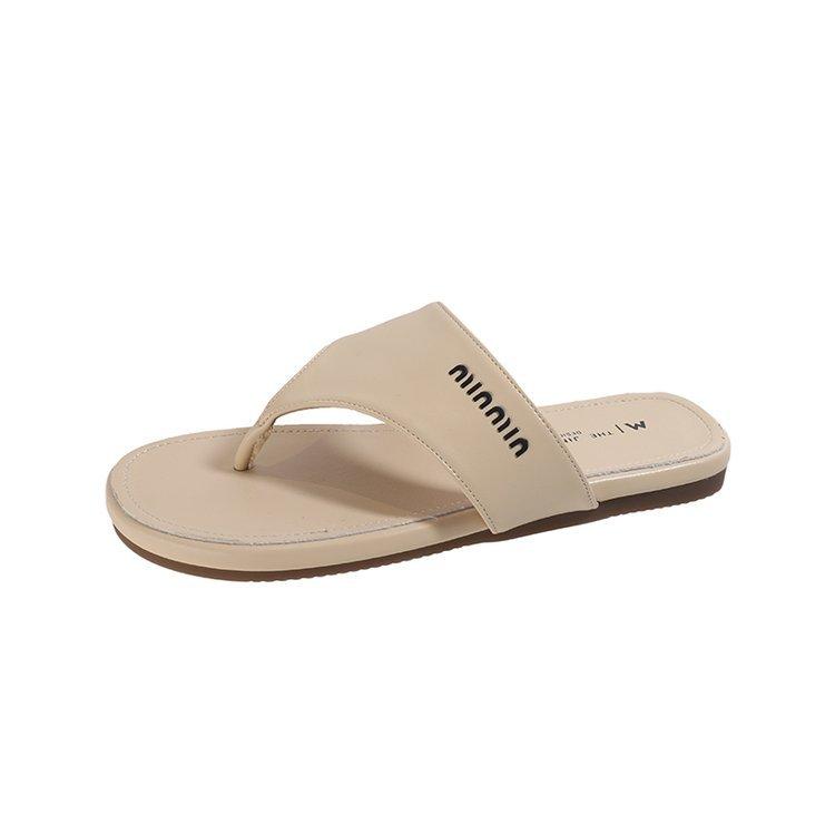 2025 Spring and Summer New Fashion Outer Wear Flat Flip-flops Women's Versatile Toe Slippers Small Fragrant Sexy