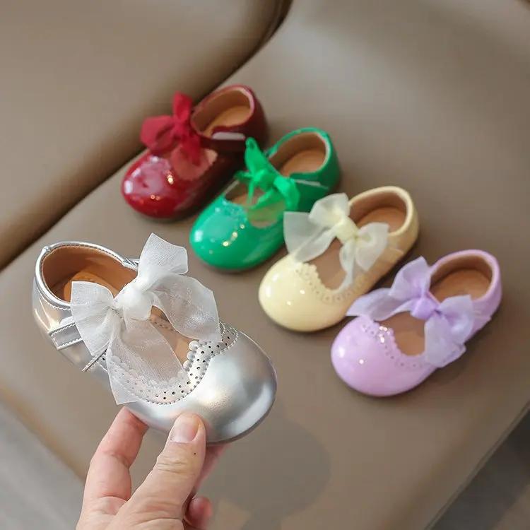 Småbarn Babyflicka Klänning Flats Vår Höst Ny Mode Mjuk Bekväm Godisfärg Prinsessa Barn Läderskor Band Rosett