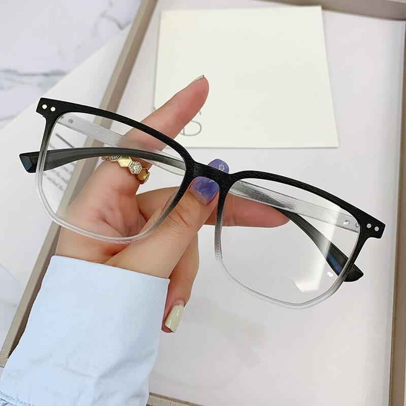 

New Photochromic Glasses For Women Anti Blue Light Computer Eyeglasses Men Fashion Gradient Frame Anti Eyestrain Eyewear Unisex Change to Brown