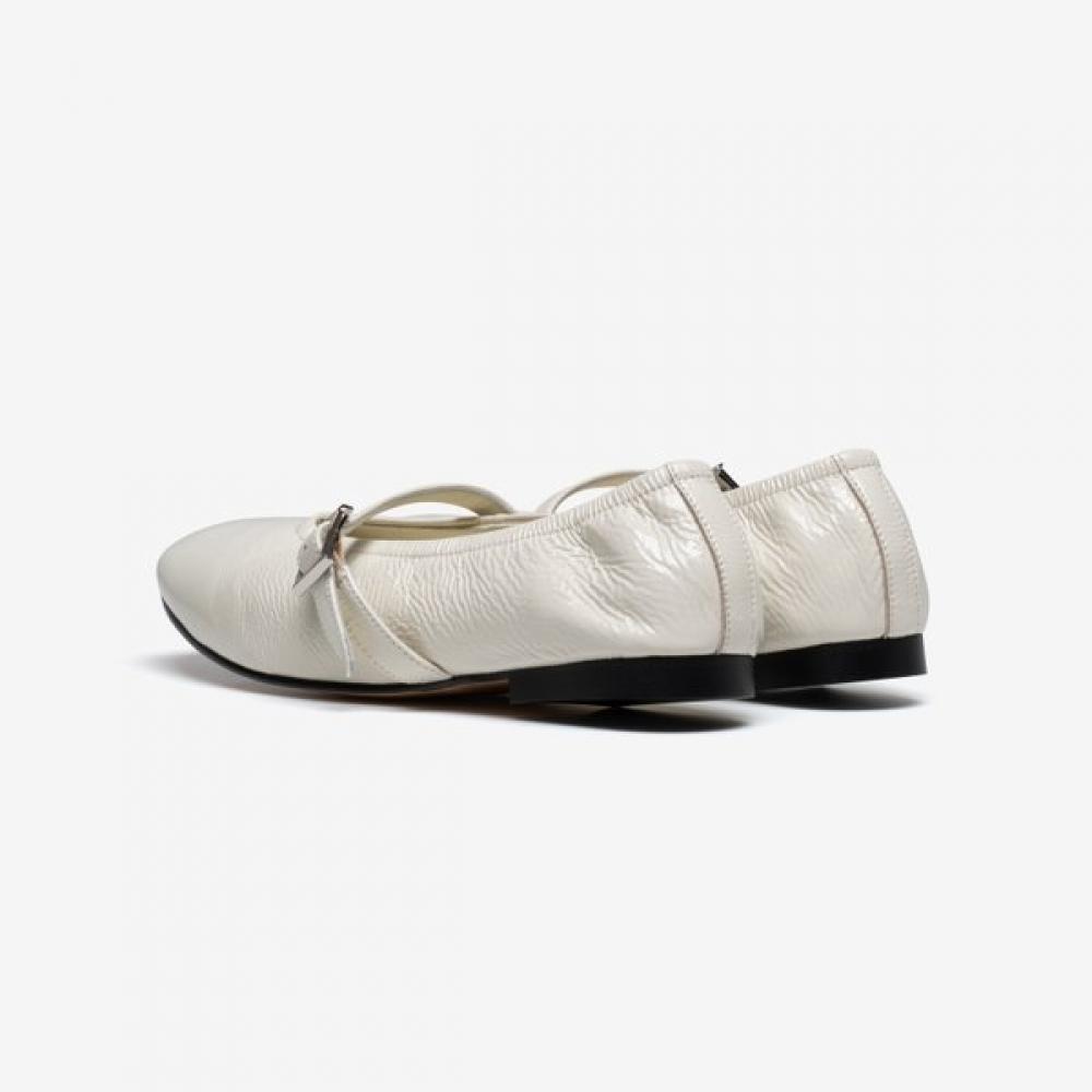 Soda Women S Semi dreSS Flat ShoeS arS5006030  2cm 