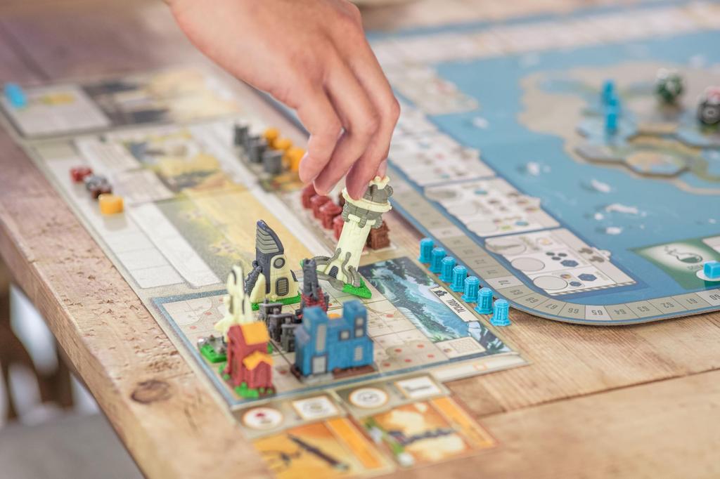 Board Game "Tapestry"