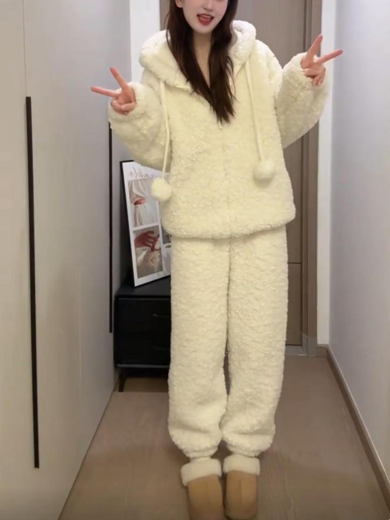 Women's Winter 2025 Velvet Hooded Pajama Set – Soft, Warm, and Suitable for Outside Wear