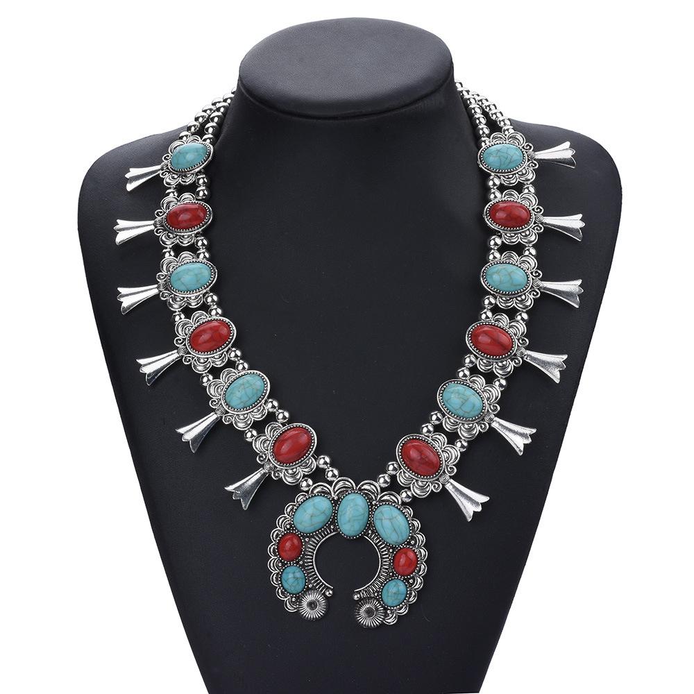 European and American Fashion Red Turquoise Necklace Personalized Crescent Moon Exaggerated Versatile Necklace Jewelry 2026 52+7CM