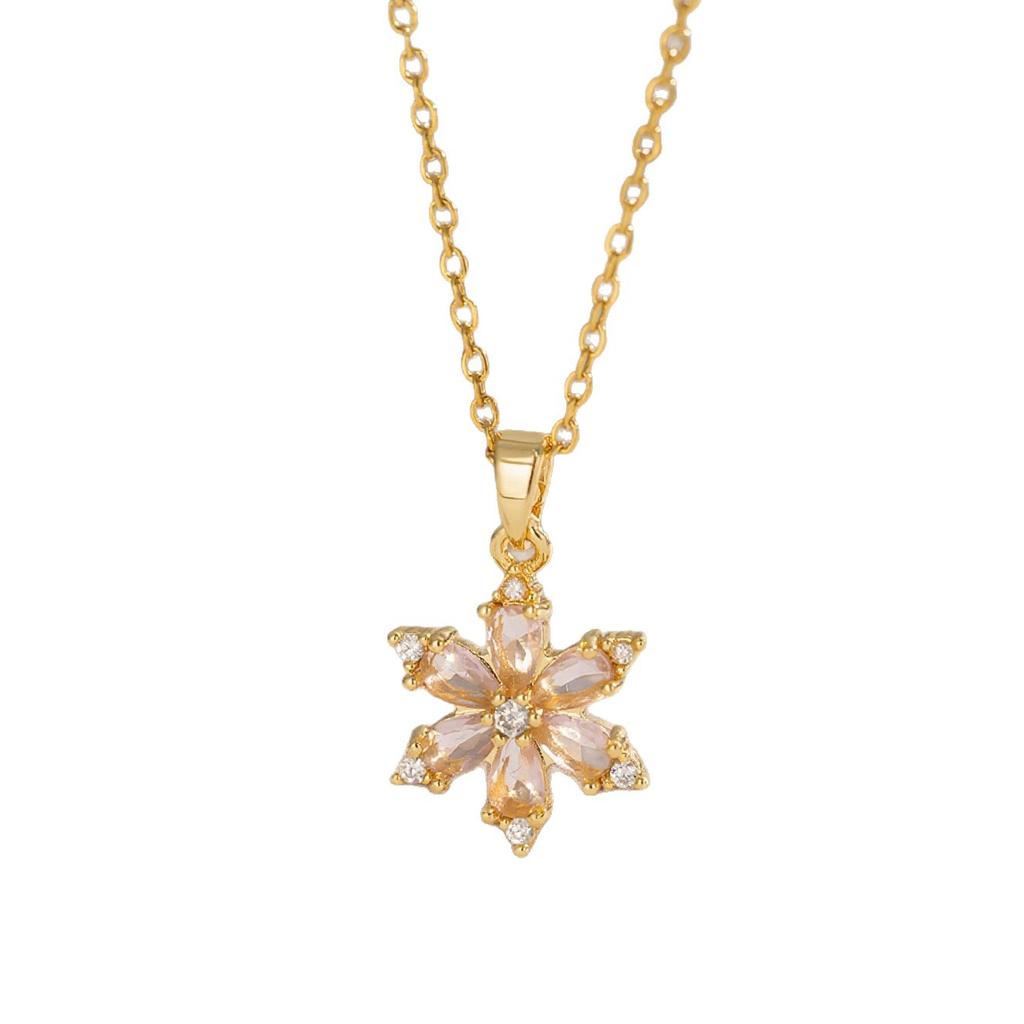 New Versatile Light‑Luxury Flower‑Pendant Women Necklace, Niche‑Designed High‑End Stylish Collarbone Chain