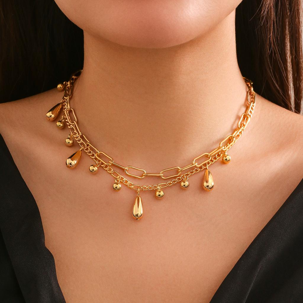 Hip-Hop Design Glossy Comma Pendant Necklace Personalized Simple Metal Chain Necklace Choker