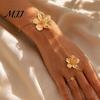 Fashionable Flower Link Bracelet Gold Hand Chain with Finger Ring for Sophisticated Banquet Accessories Women, Hibiscus Flowers O Bracelet,