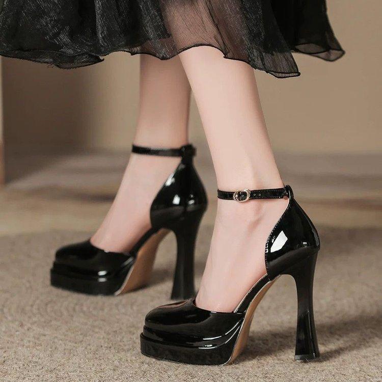 

Fashion French Sexy High Heels Women 2025 Autumn New Patent Leather Hollow Fashion Single Shoes Buckle Waterproof Table High Heels Women 40