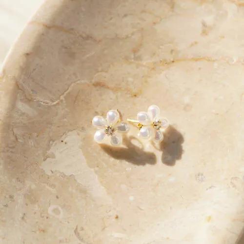 Silver 925 Cubic Flower Aurora Bold Pearl Earrings