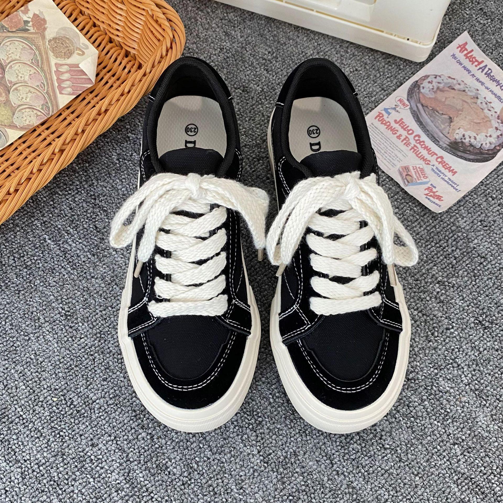 

Кроссовки женские на толстой подошве из замши на платформе, женские спортивные кроссовки, женские вулканизированные туфли, повседневные кроссовки на плоской подошве со шнуровкой 40 чёрный