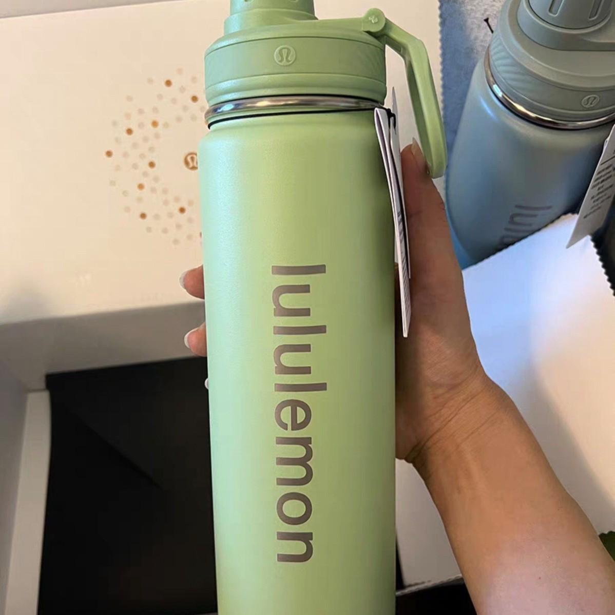 

Термопляшка Lulu Sports (710 мл) - Велика місткість для йоги на відкритому повітрі, доступна в білому, рожевому, синьому кольорах 710ML