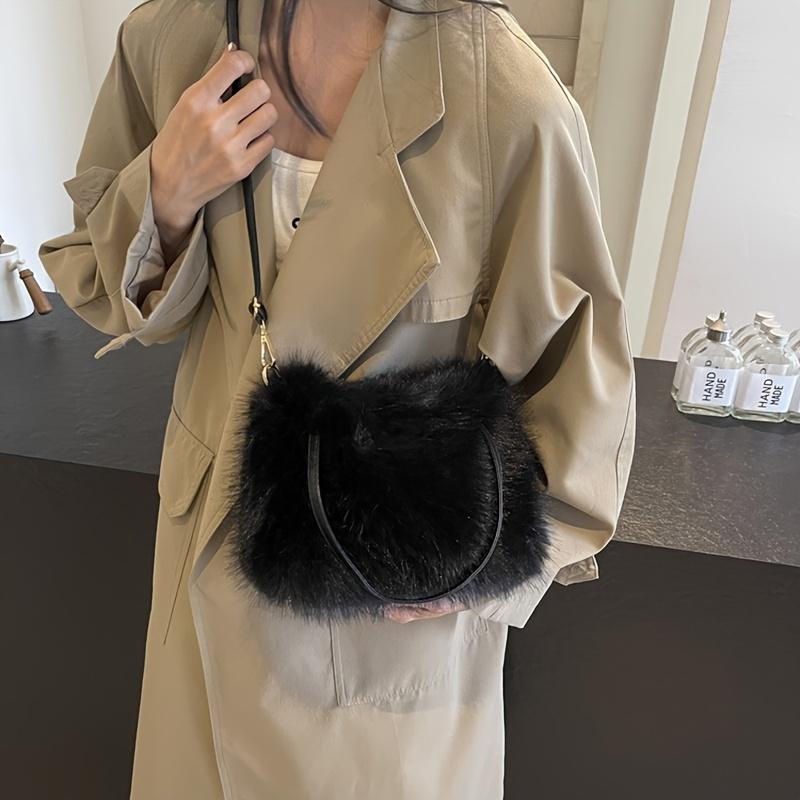 Ultra-Soft faux fur Winter Warm Handbag with Detachable Strap Solid Color Versatile Handbag for Everyday Use, Purse