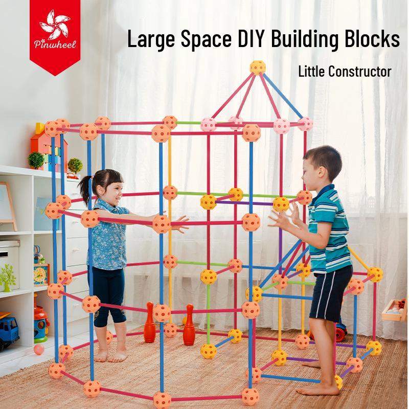 

Pinwheel Little Builder: Children s 3D Castle Building Blocks Educational Toy