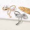Elegant Camellia Pearl Bow Brooch - High-End Luxury Pin