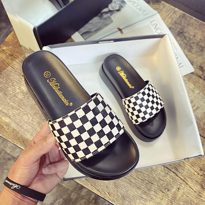 Horse hair leather thick-soled cool slippers women's summer wear summer 2025 fashion versatile fairy style ins tide beach shoes