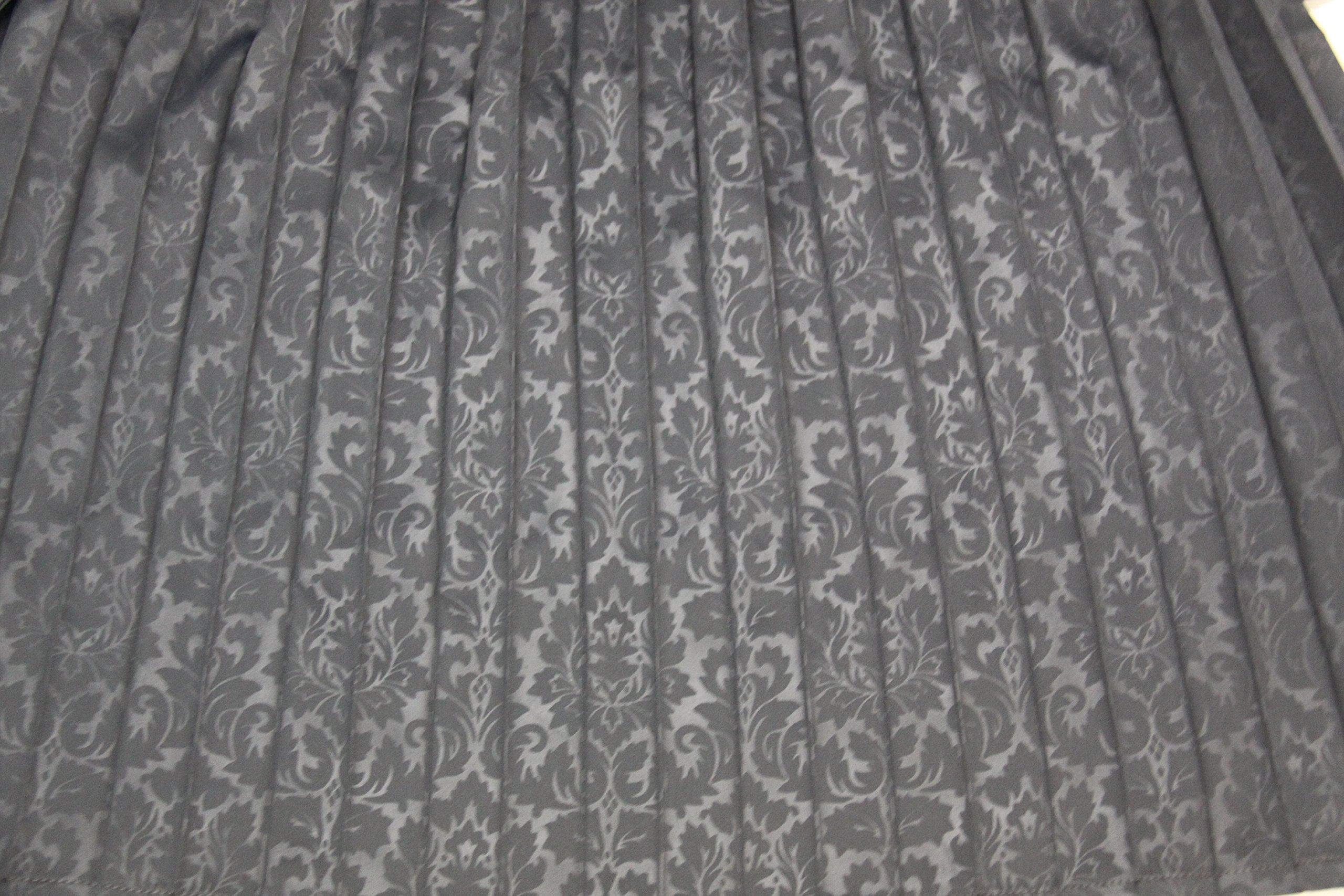 

Эта черная шторка-медальон для грузовика со складками идеально подходит для Его круглая форма закрывает Его блокирует из Плиссированный дизайн обеспечивает компактное чёрный