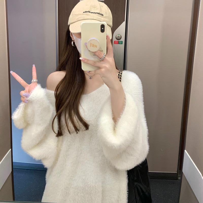 Women's Soft Off-the-Shoulder Mohair Sweater - Cozy Autumn/Winter Knit Top
