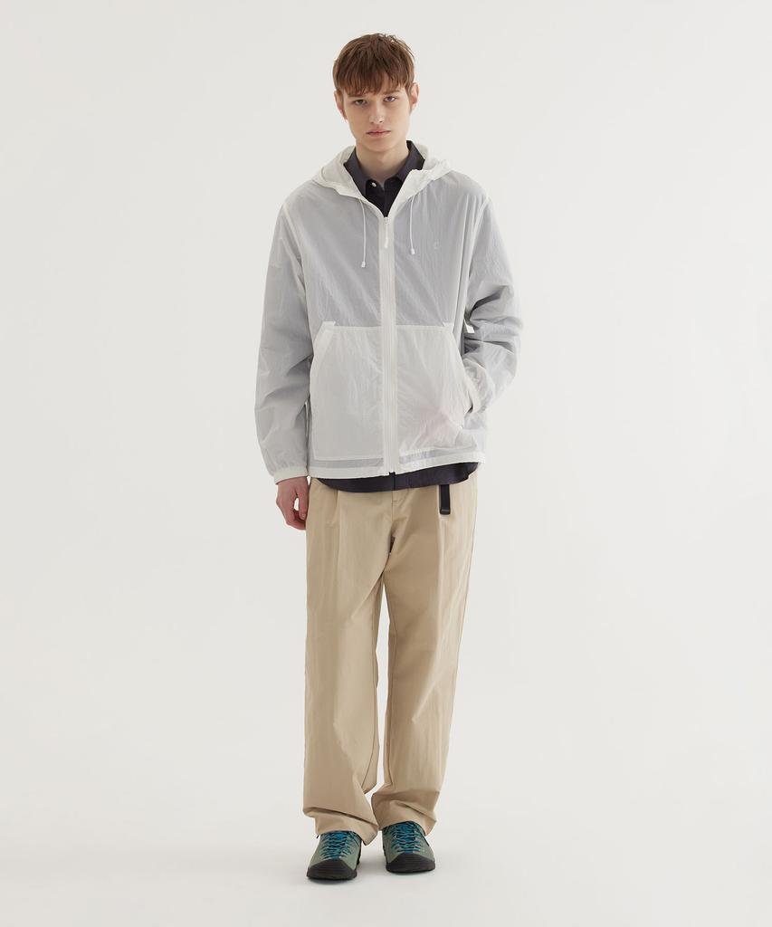 Covernat Packable Lightweight Windbreaker Jacket White
