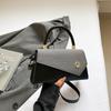 New summer fashion handbag niche versatile commuter shoulder messenger bag small square bag women