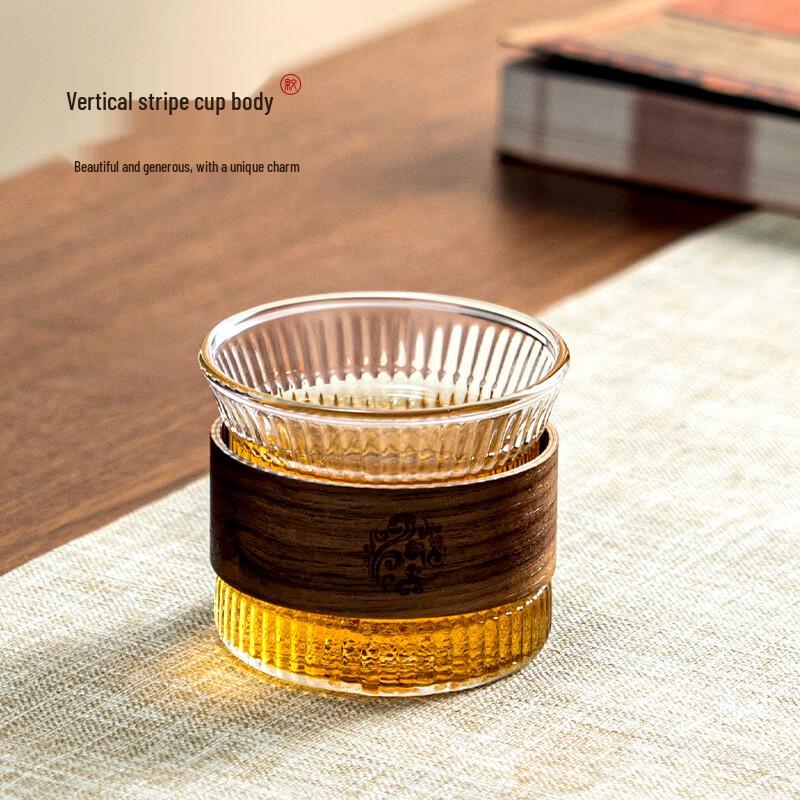 MULTIPOTENT Vertical Pattern Glass Teacups with Ruyi Wooden Sleeves, 170ml (Set of 2)