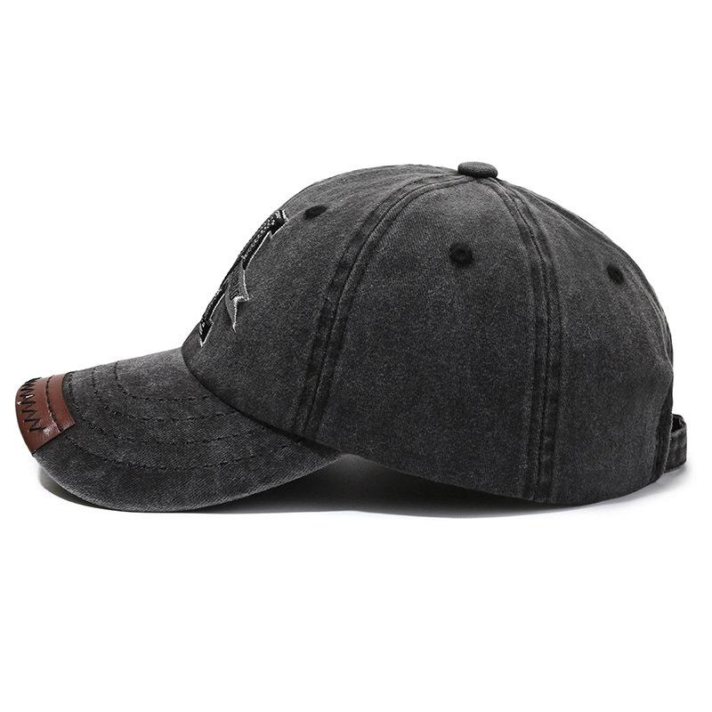 Unisex gewaschene Baumwoll-Dad-Cap mit M-Buchstaben-Stickerei und verstellbarem Riemen