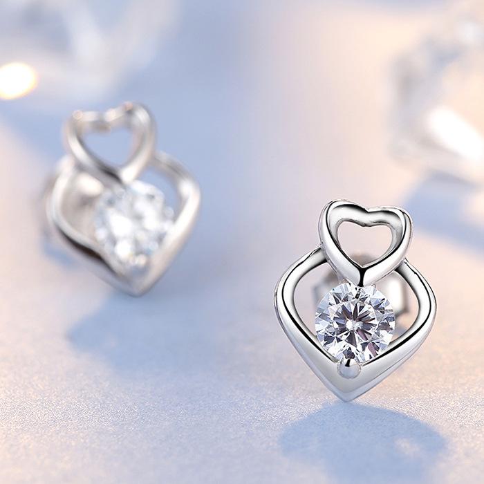 S925 Sterling Silver Korean Heart Stud Earrings with Zircon for Women