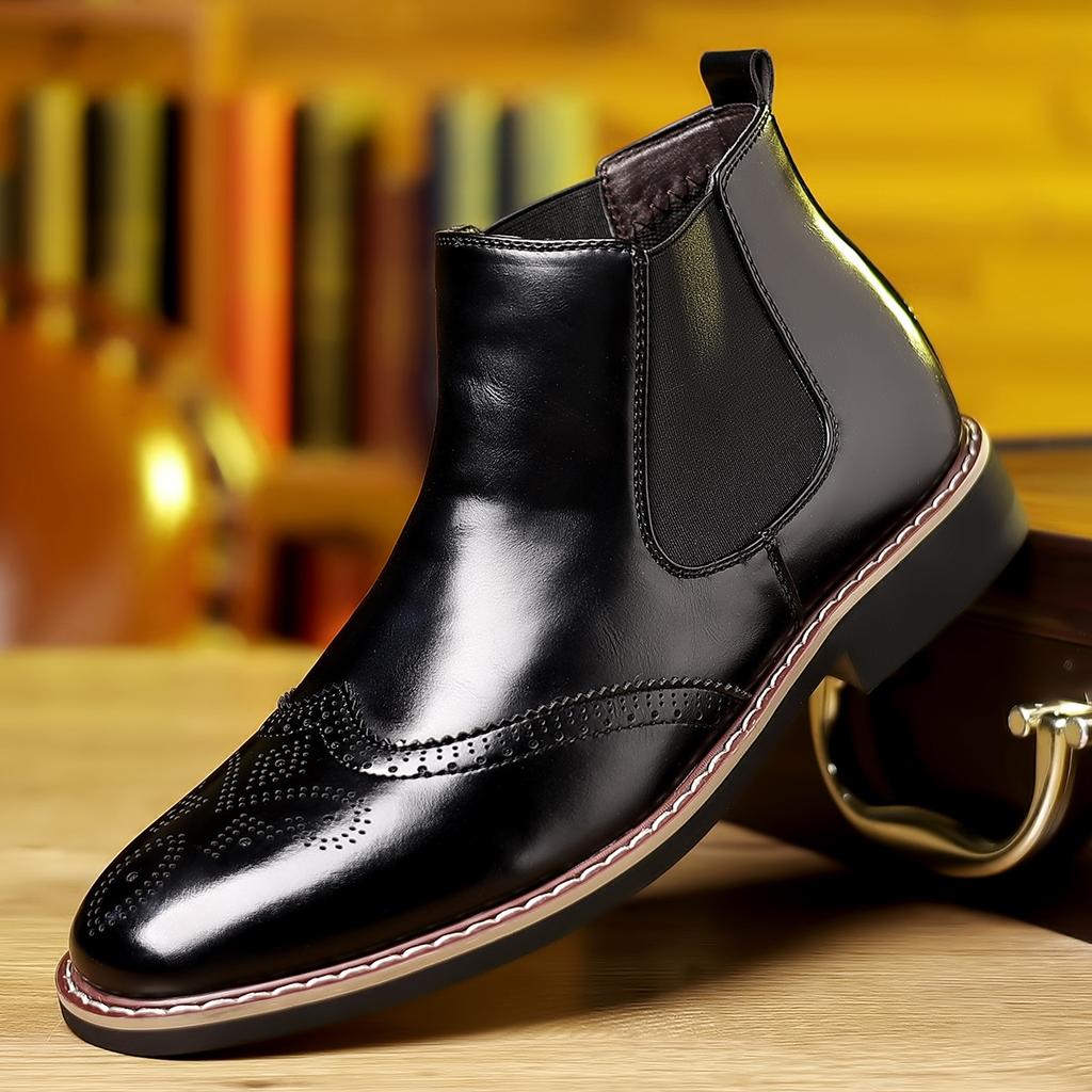 High Quality Men Boots Classic Hand Carved Brogue Boots British Style Casual Leather Booties Luxury Brand Chelsea Boots for Men