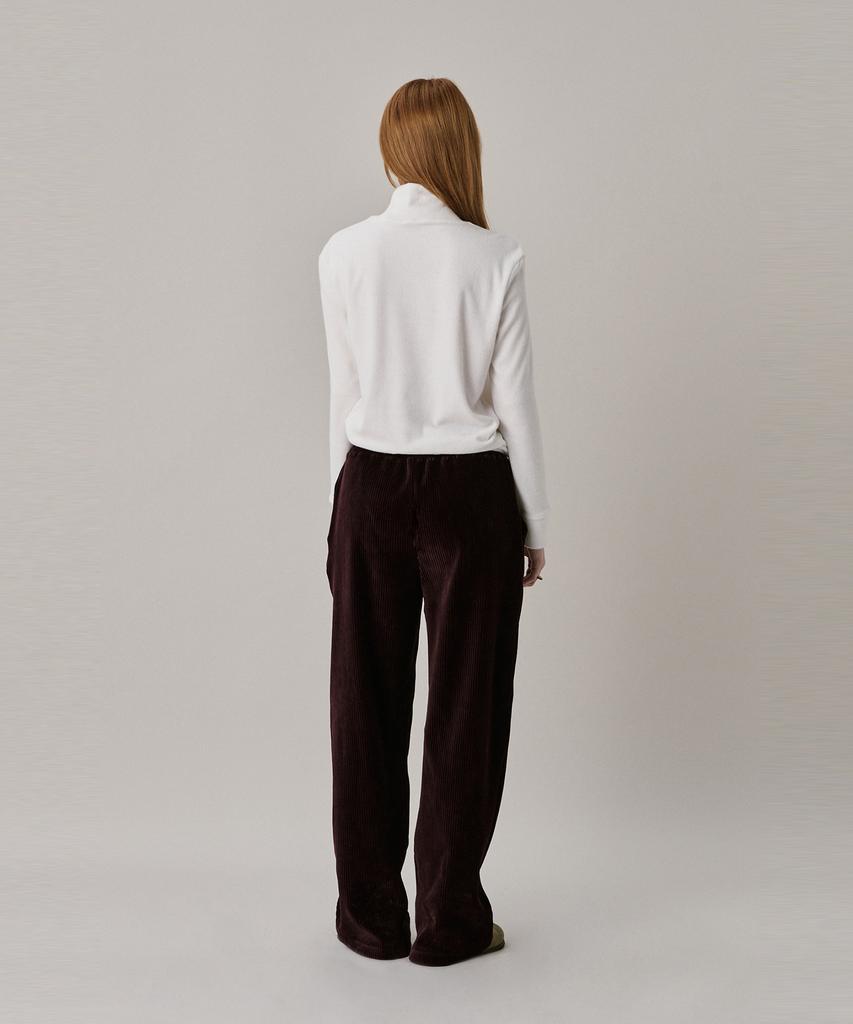 Jun Jun Space New Logo Basic Turtleneck T-Shirt_White
