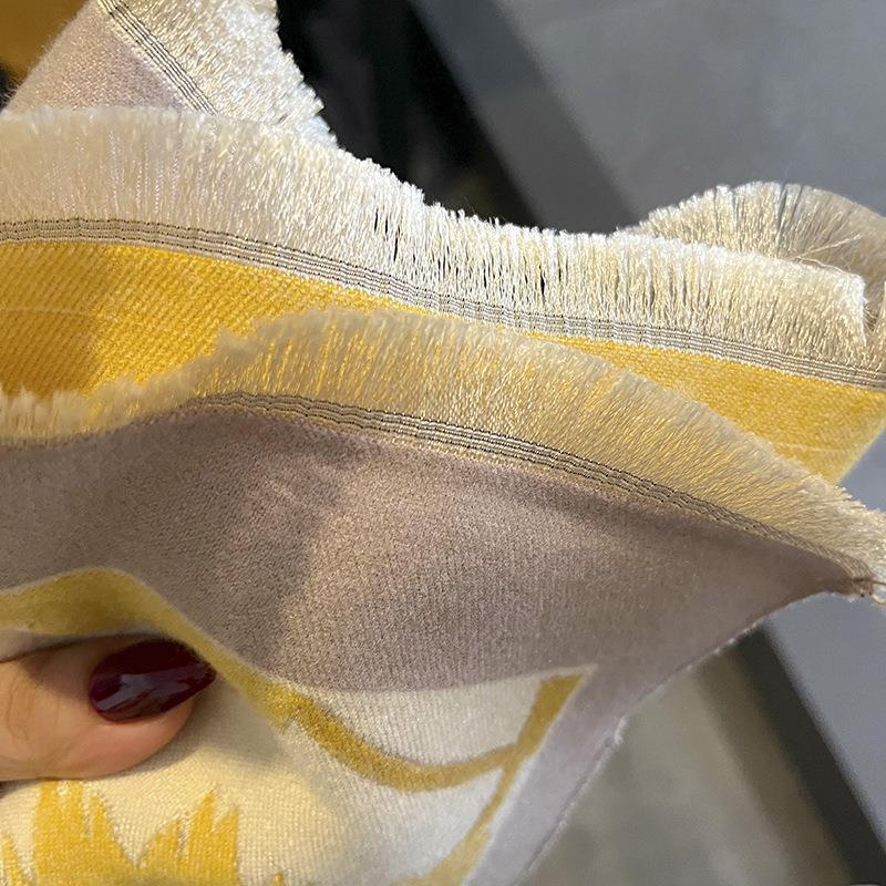 Sunflower Pattern Autumn and Winter New Imitation Cashmere Scarf for Women Warm and Thickened Versatile Long Shawl and Scarf