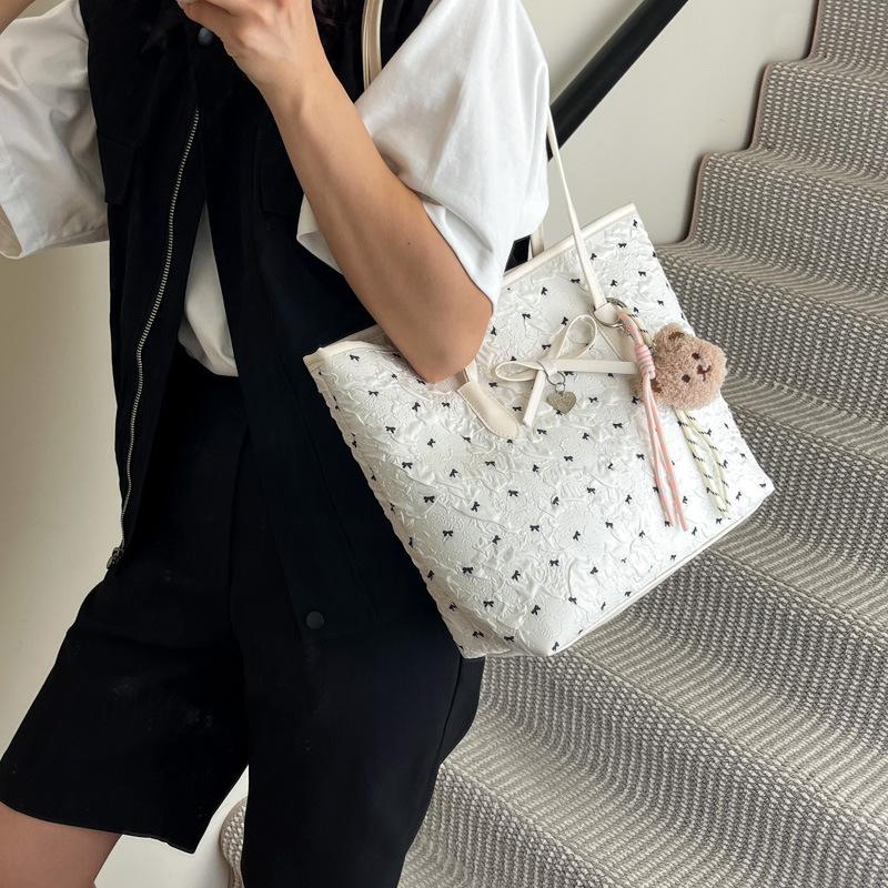 2025 new small fresh printed tote bag large capacity women's fashion texture shoulder bag work commuter bag