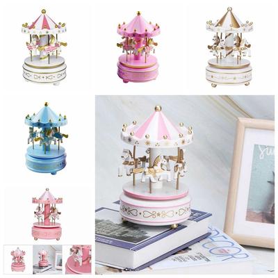 Carousel Ferris Wheel Ornaments Exquisite Design Carousel Cake Accessories  Holiday Decor
