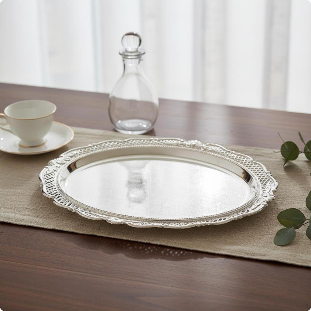Vassoio d'Argento Vintage Decorato in Rilievo per Servire, Esposizione 52422cm