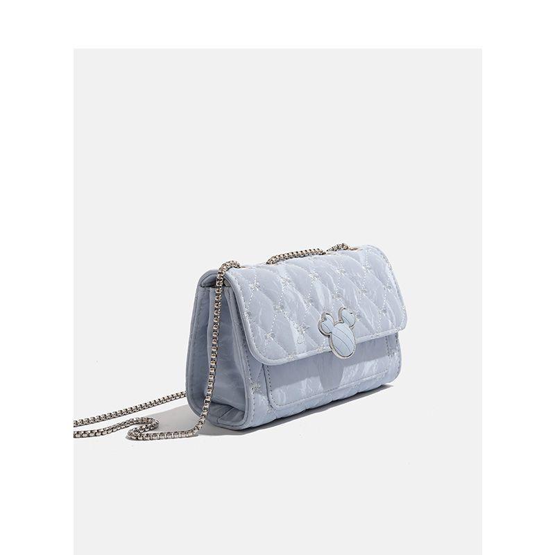 A Stylish and Versatile Single-shoulder Crossbody Bag with A Diamond-shaped Chain